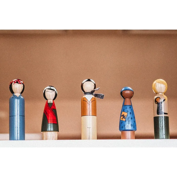 Amelia Earhart Individual Doll 7.5"