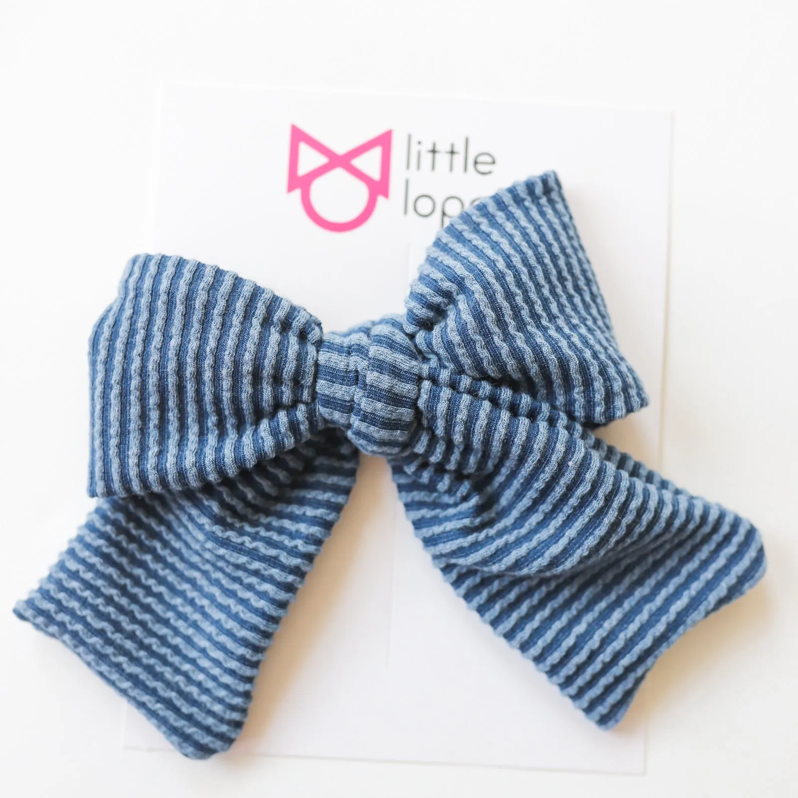Cozy Ribbed Party Bow