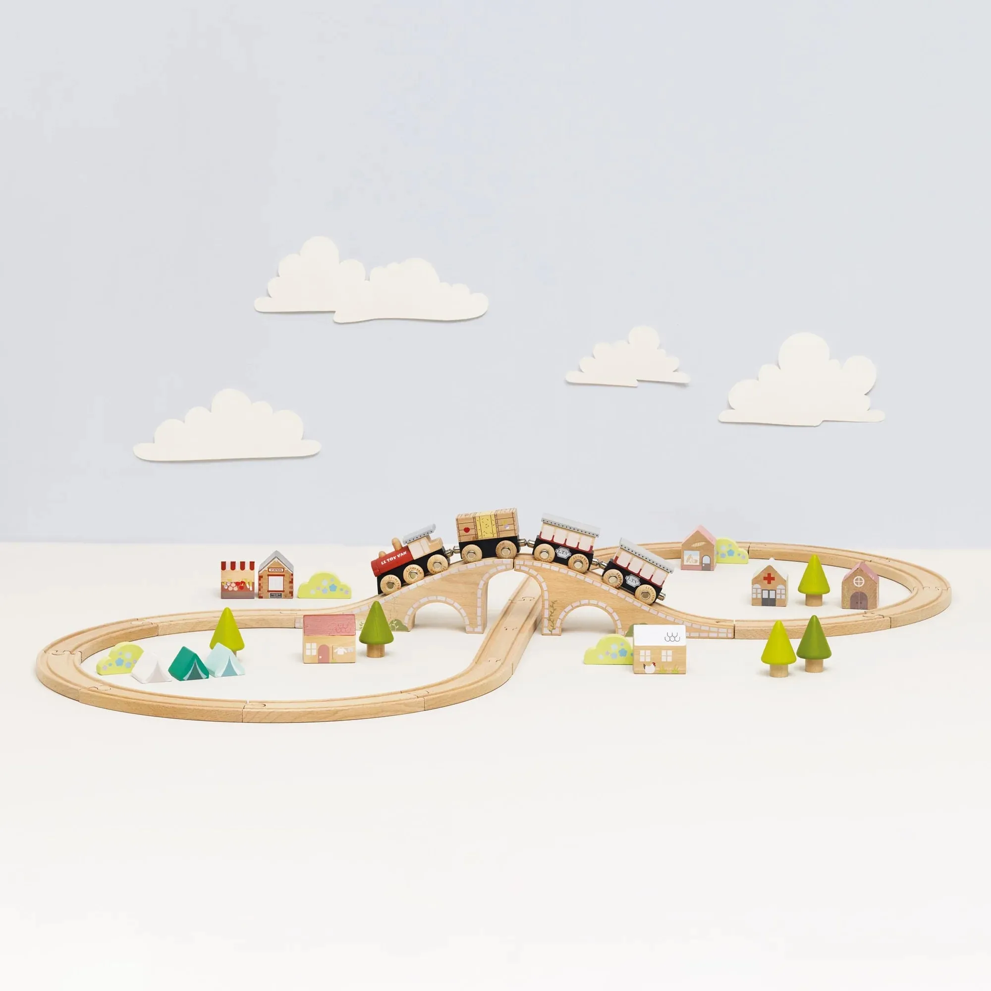 Figure of 8 Train Set 40 Pcs
