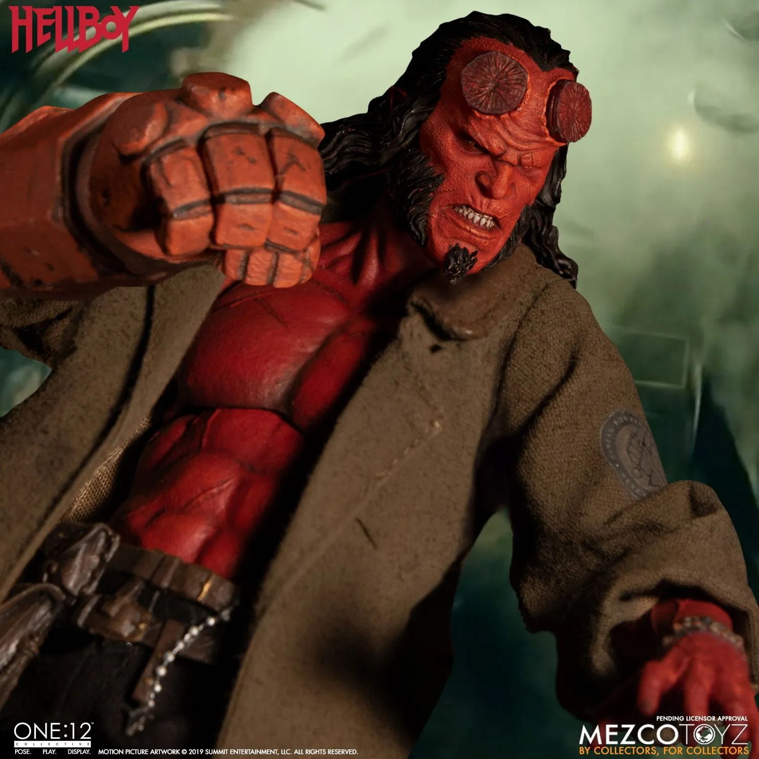 Mezco Toyz One:12 Collective: Hellboy (2019) Action Figure