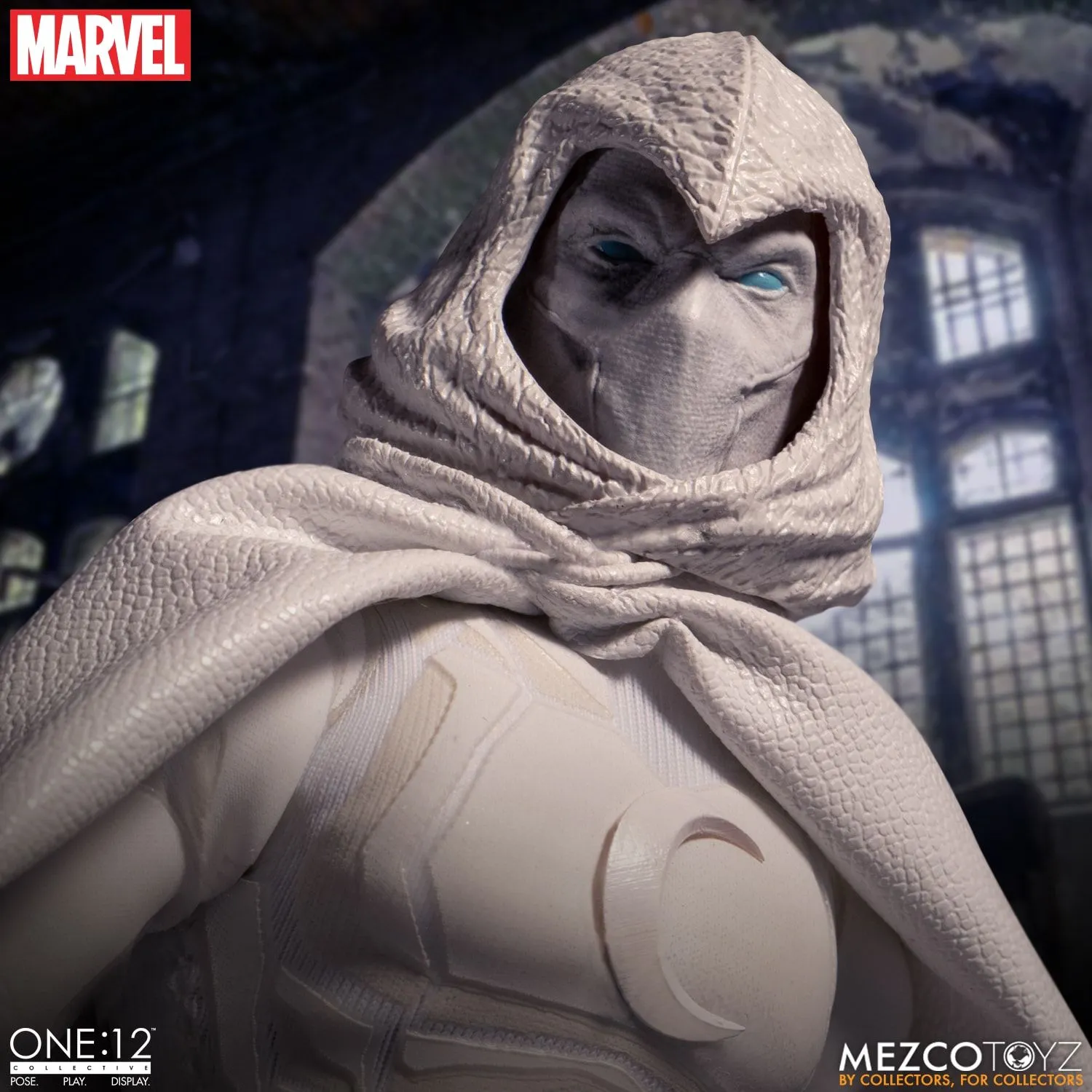 Mezco Toyz ONE:12 Collective: Moon Knight Action Figure