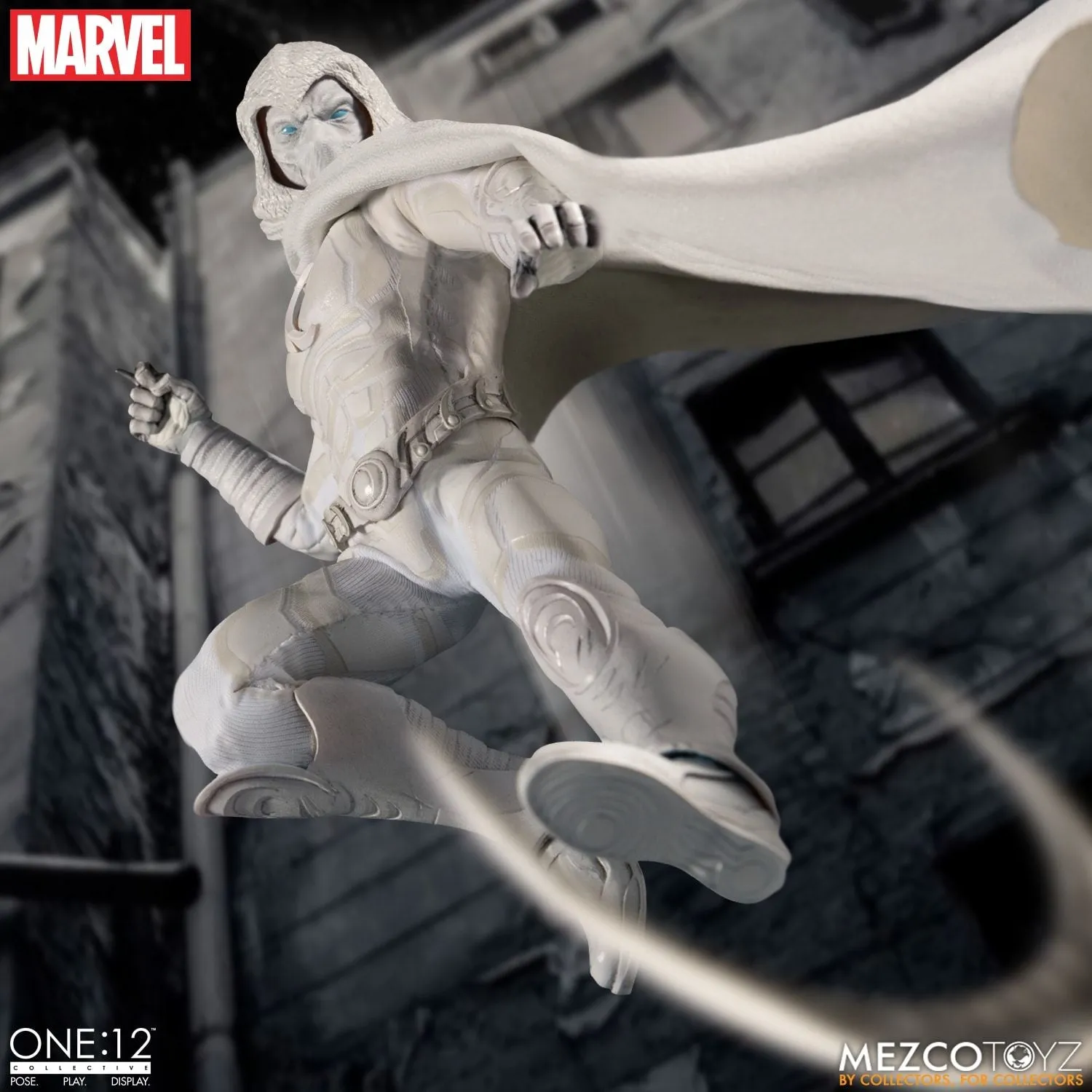 Mezco Toyz ONE:12 Collective: Moon Knight Action Figure