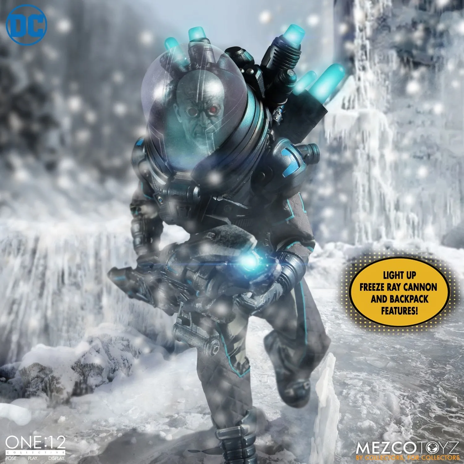Mezco Toyz ONE:12 Collective Mr. Freeze Deluxe Edition Action Figure