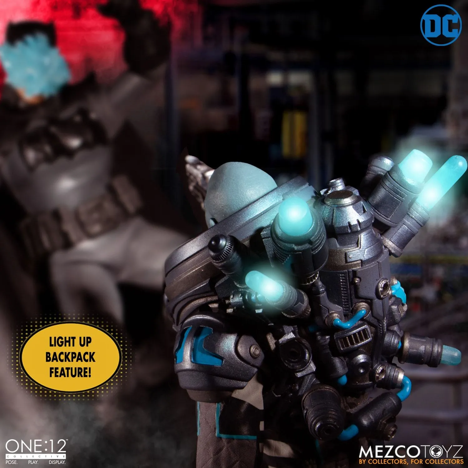 Mezco Toyz ONE:12 Collective Mr. Freeze Deluxe Edition Action Figure