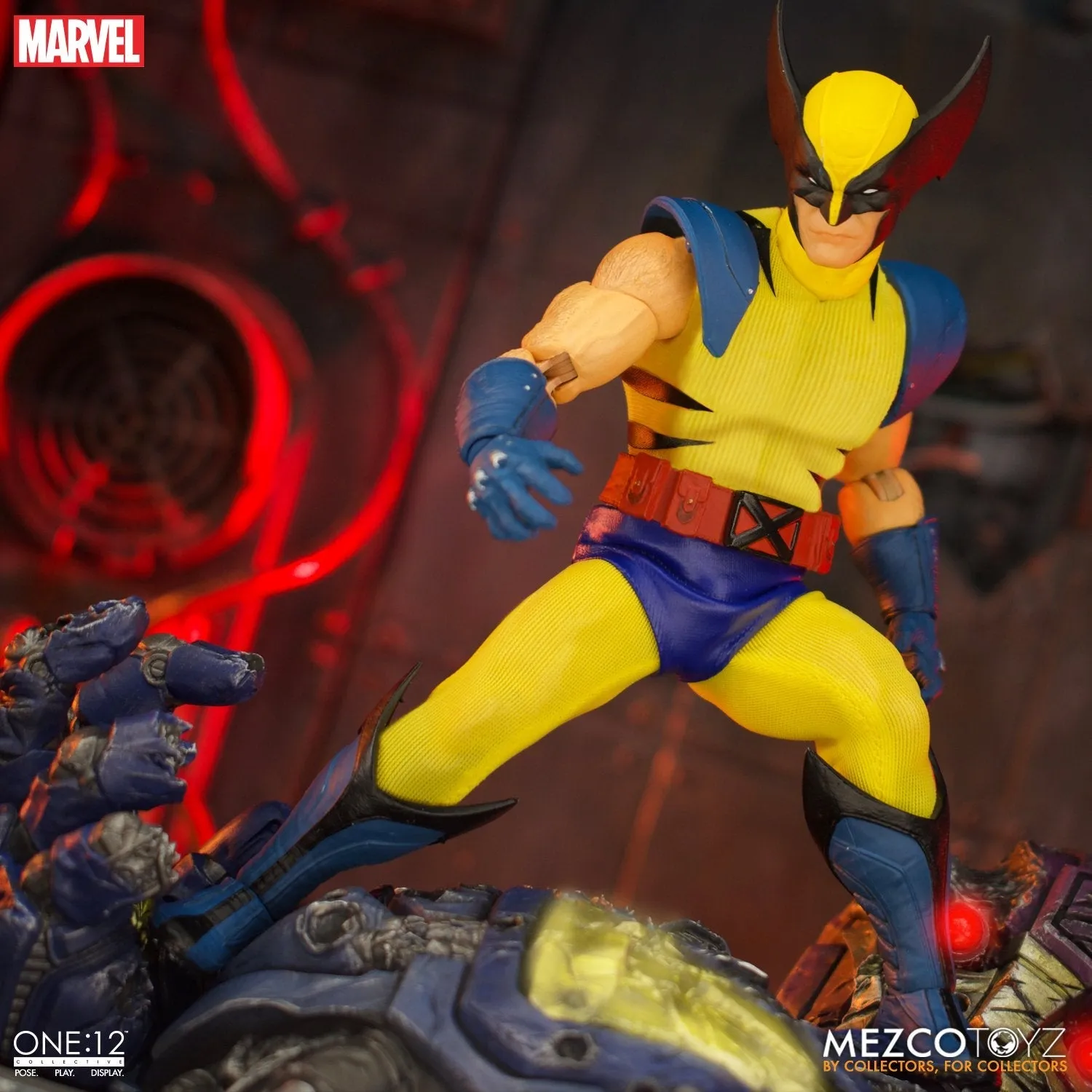 Mezco Toyz ONE:12 Collective Wolverine Deluxe Steel Box Edition Action Figure
