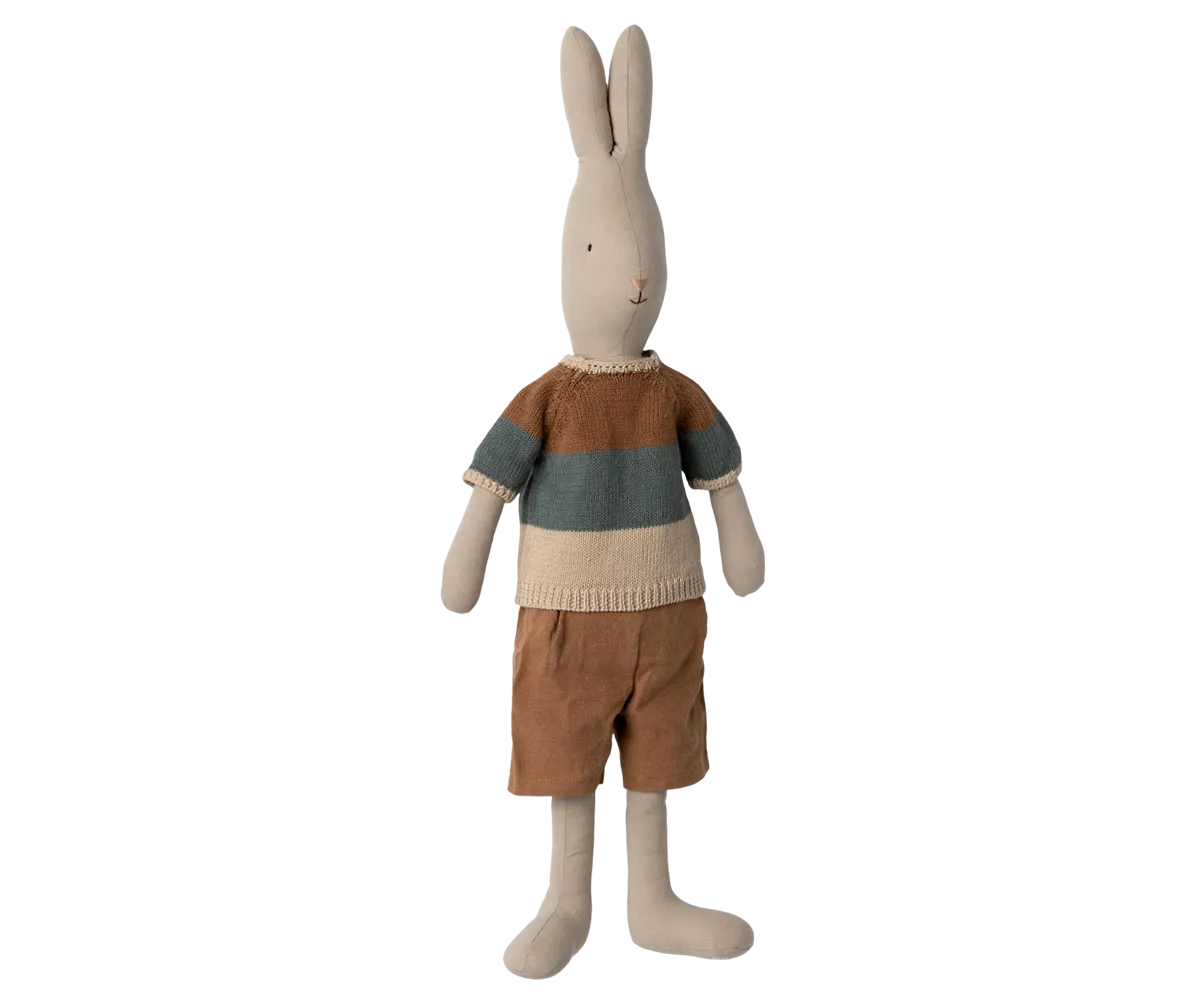 Rabbit Size 4, Classic - Knitted Shirt & Shorts