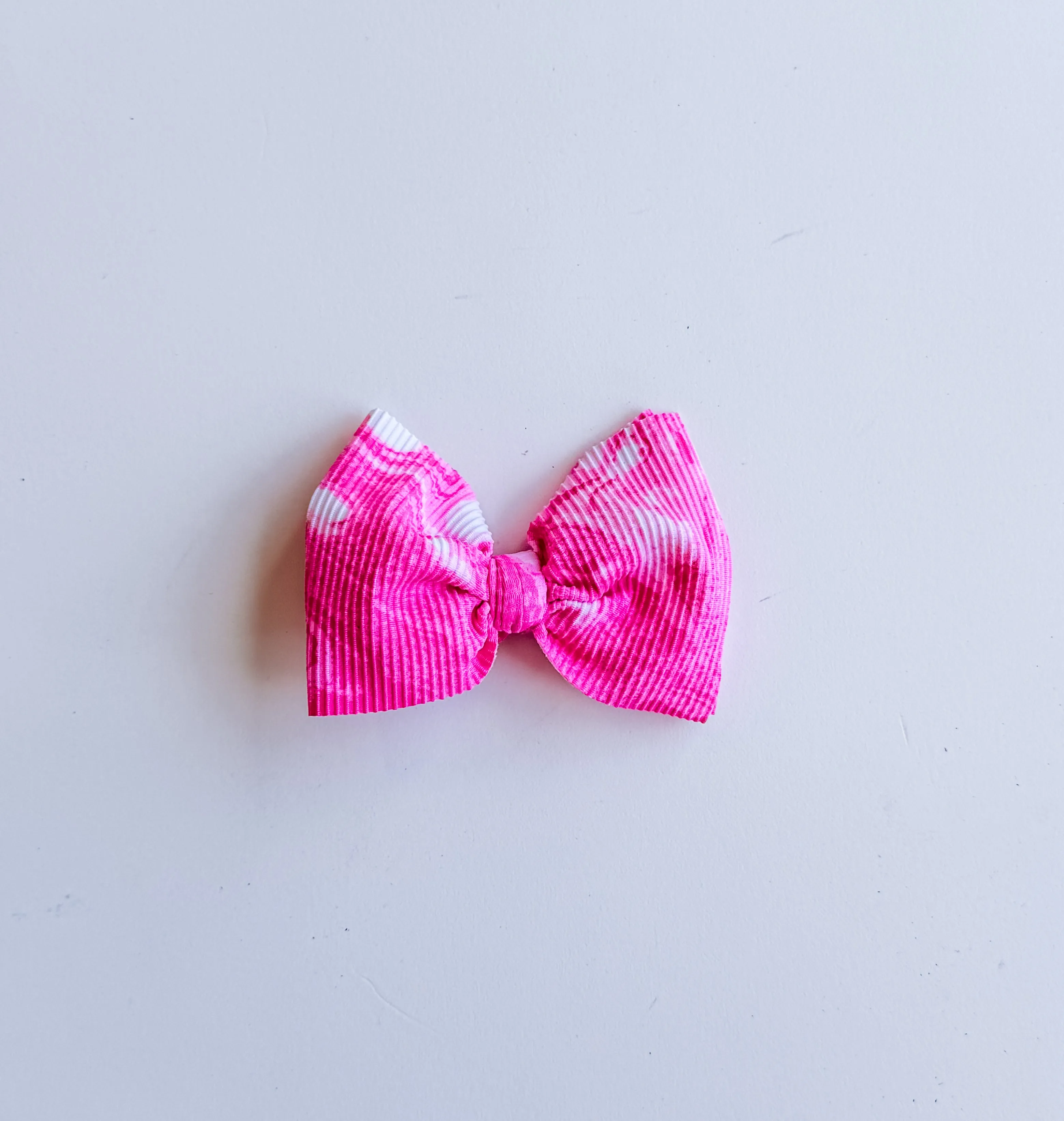 Splash of Pink Bow