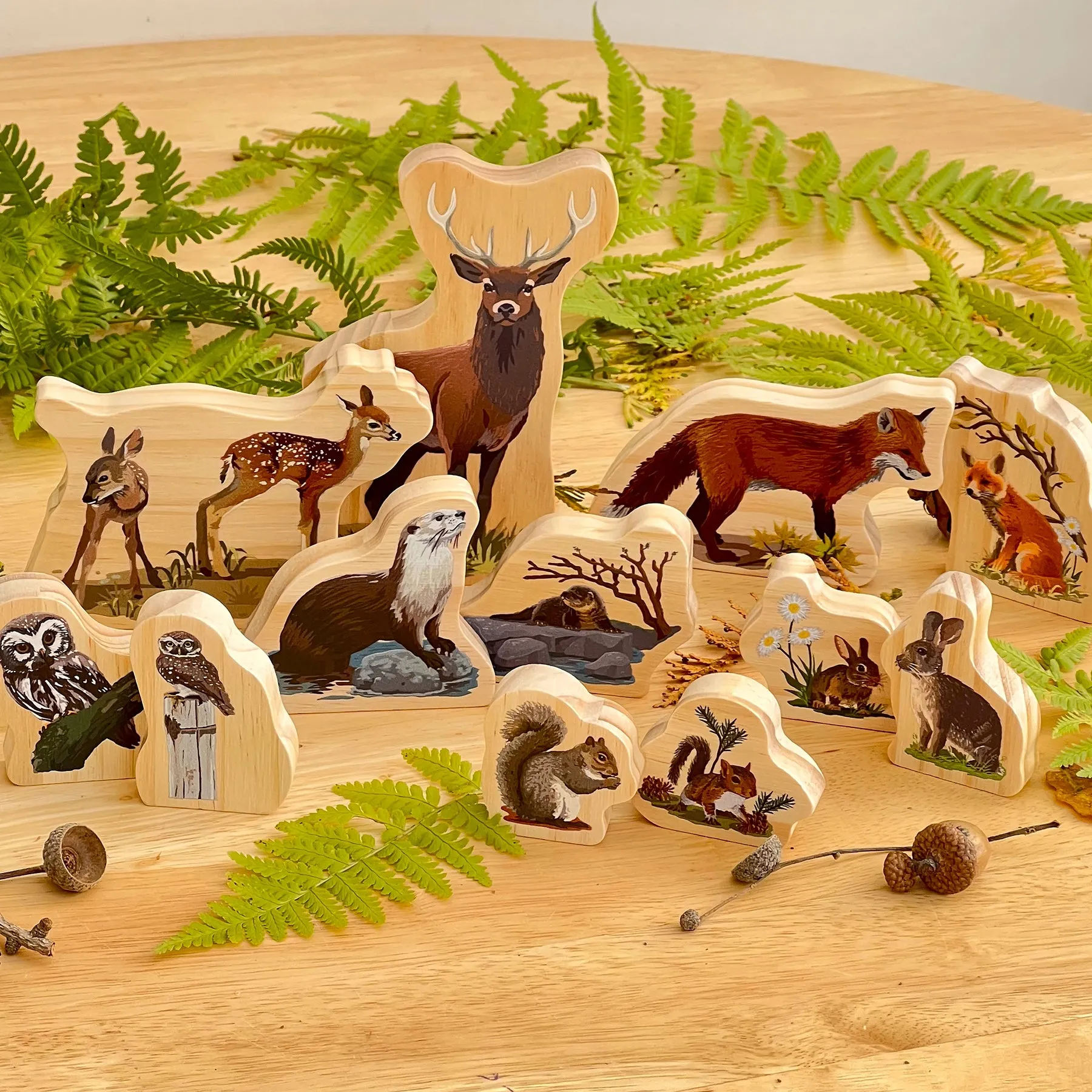 Yellow Door Woodland Animal Families – Enchanting Wooden Playset